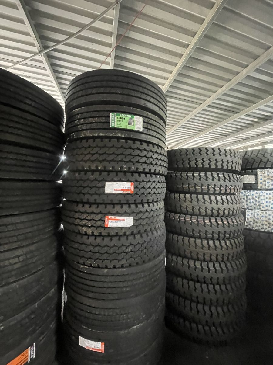 LỐP XE BEN -  LỐP XE CÔNG TRÌNH CHẤT LƯỢNG  -  UY TÍN NHẤT BÌNH DƯƠNG